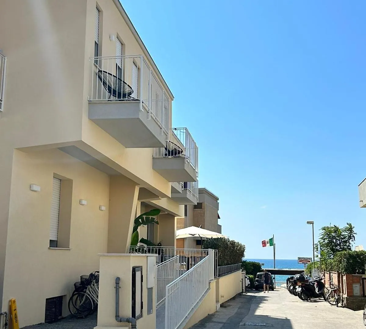 Hotel Perla 카스틸리오네 델라 페스카이아